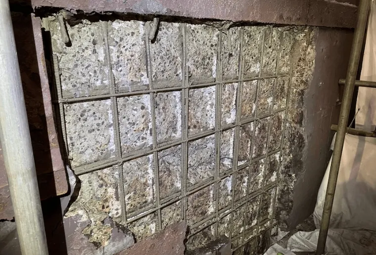 断面修復工法の施工前